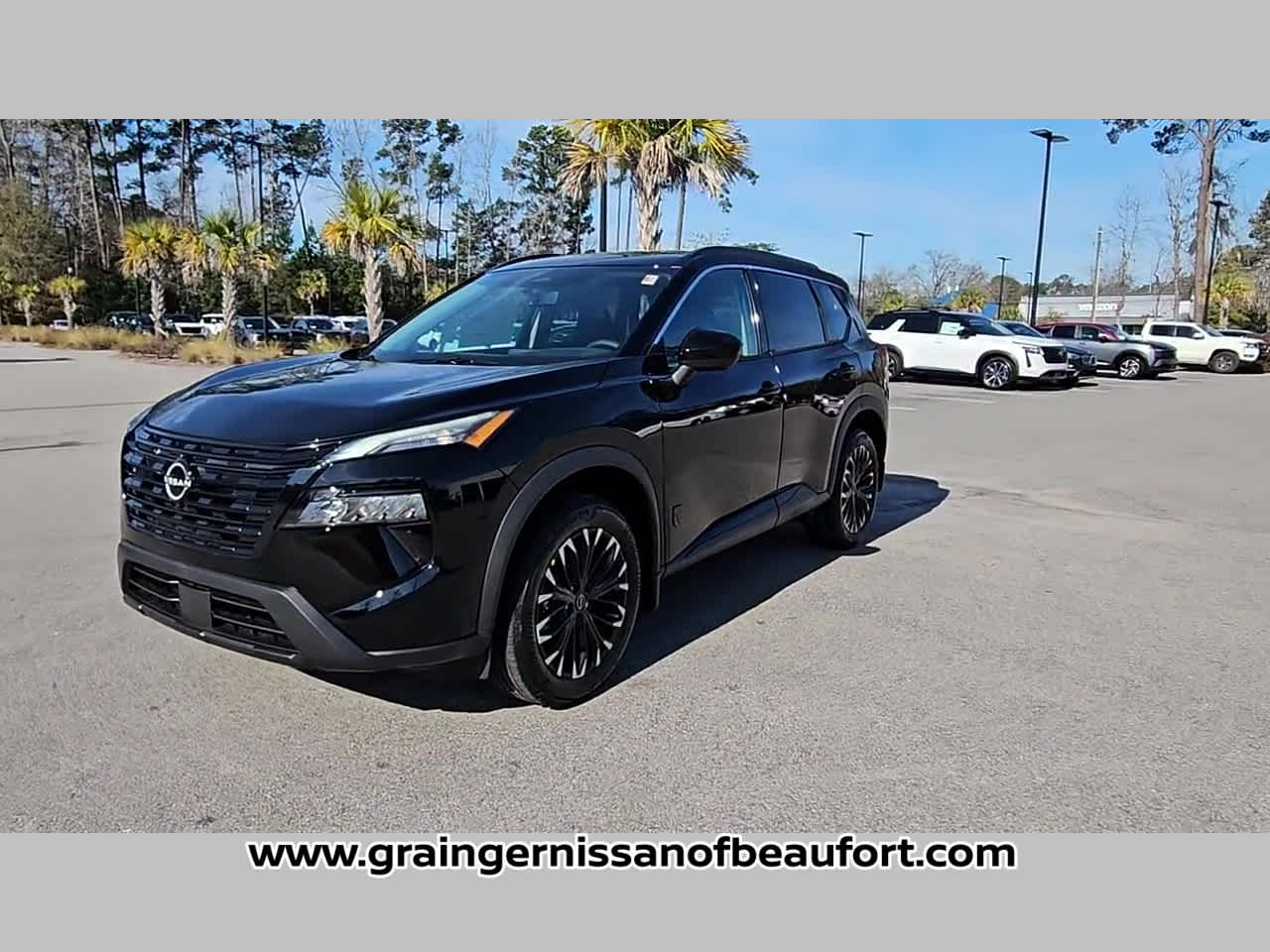 2026 Nissan Rogue Dark Armor