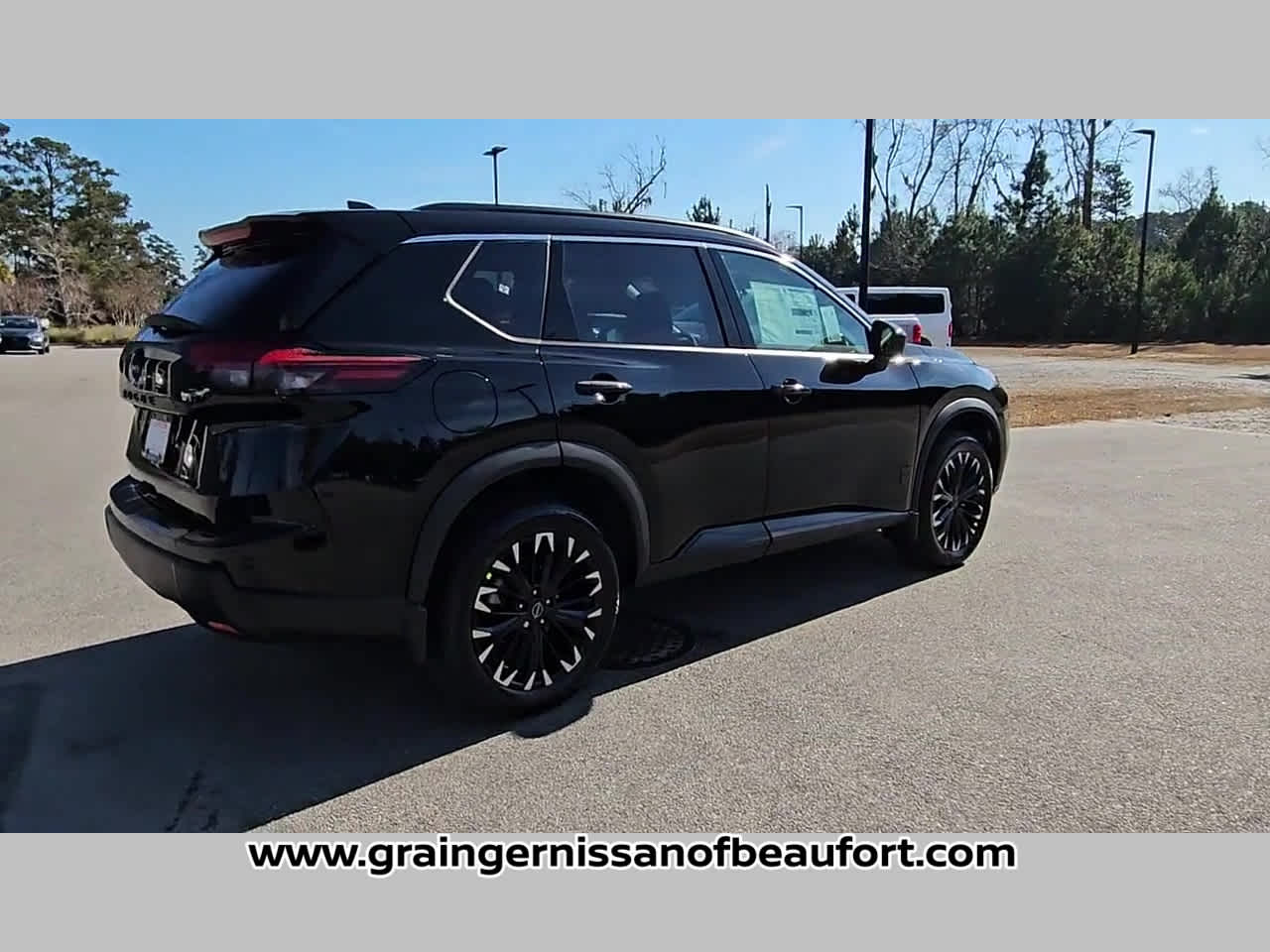 2026 Nissan Rogue Dark Armor