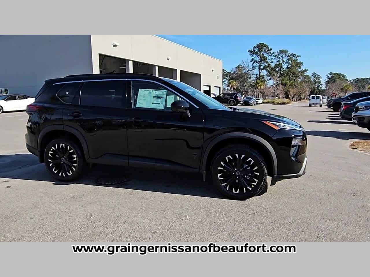 2026 Nissan Rogue Dark Armor