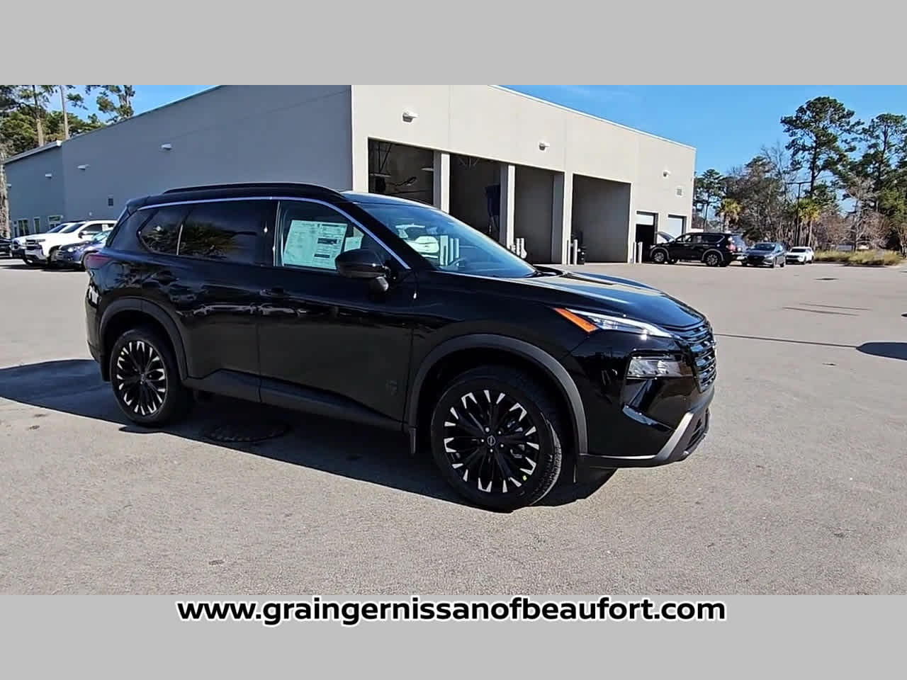 2026 Nissan Rogue Dark Armor