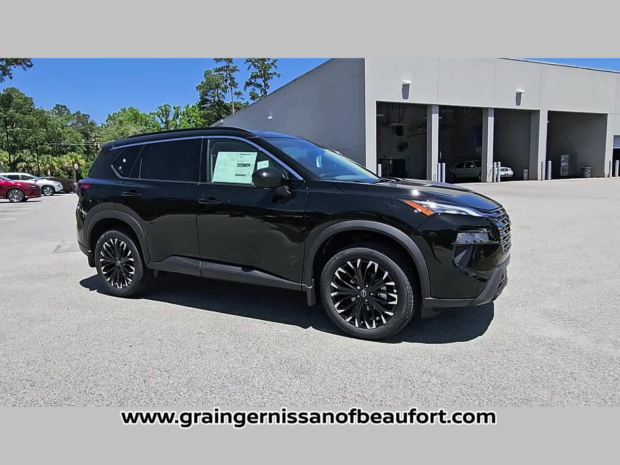 2026 Nissan Rogue Dark Armor