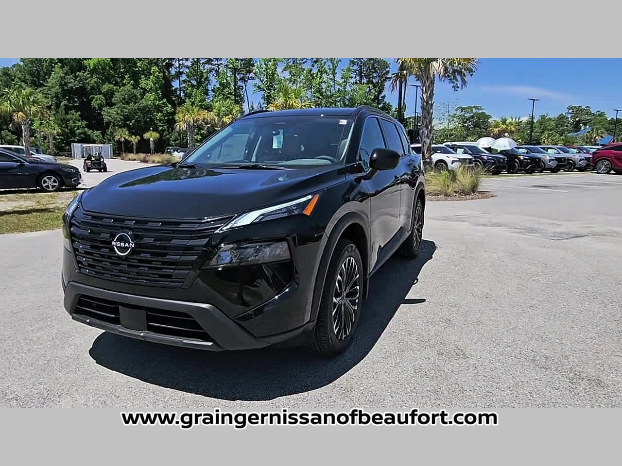 2026 Nissan Rogue Dark Armor
