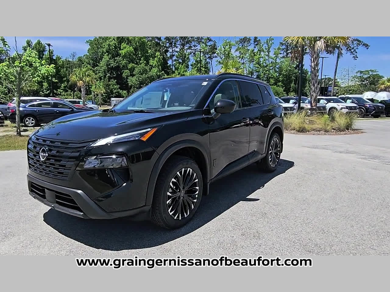 2026 Nissan Rogue Dark Armor