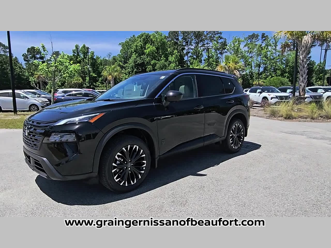 2026 Nissan Rogue Dark Armor
