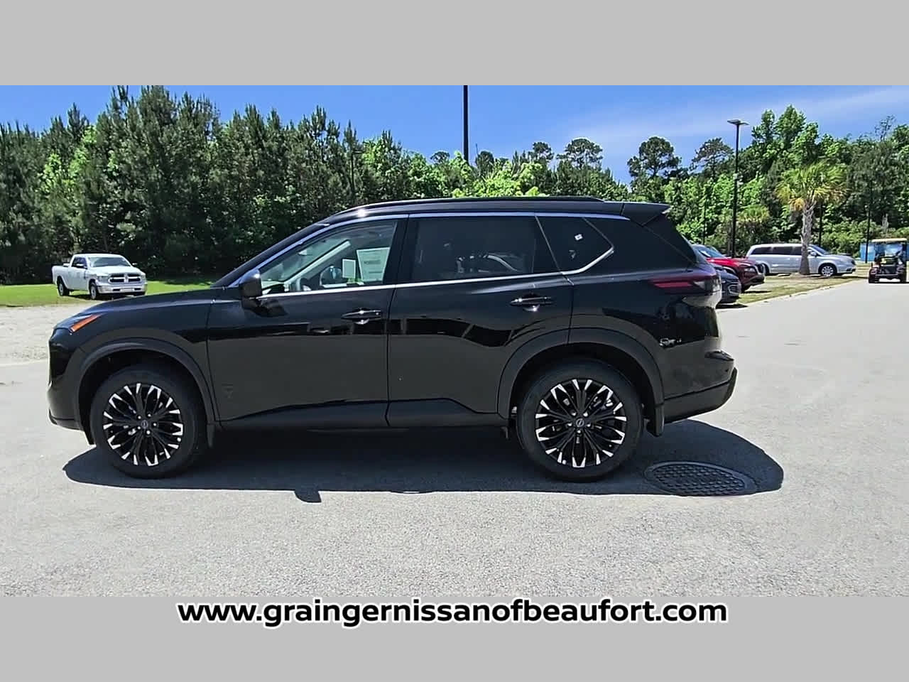 2026 Nissan Rogue Dark Armor