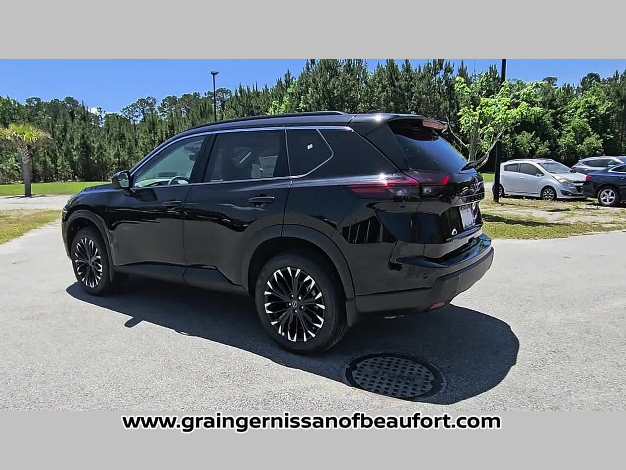 2026 Nissan Rogue Dark Armor