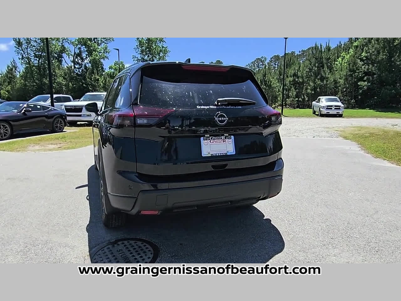 2026 Nissan Rogue Dark Armor