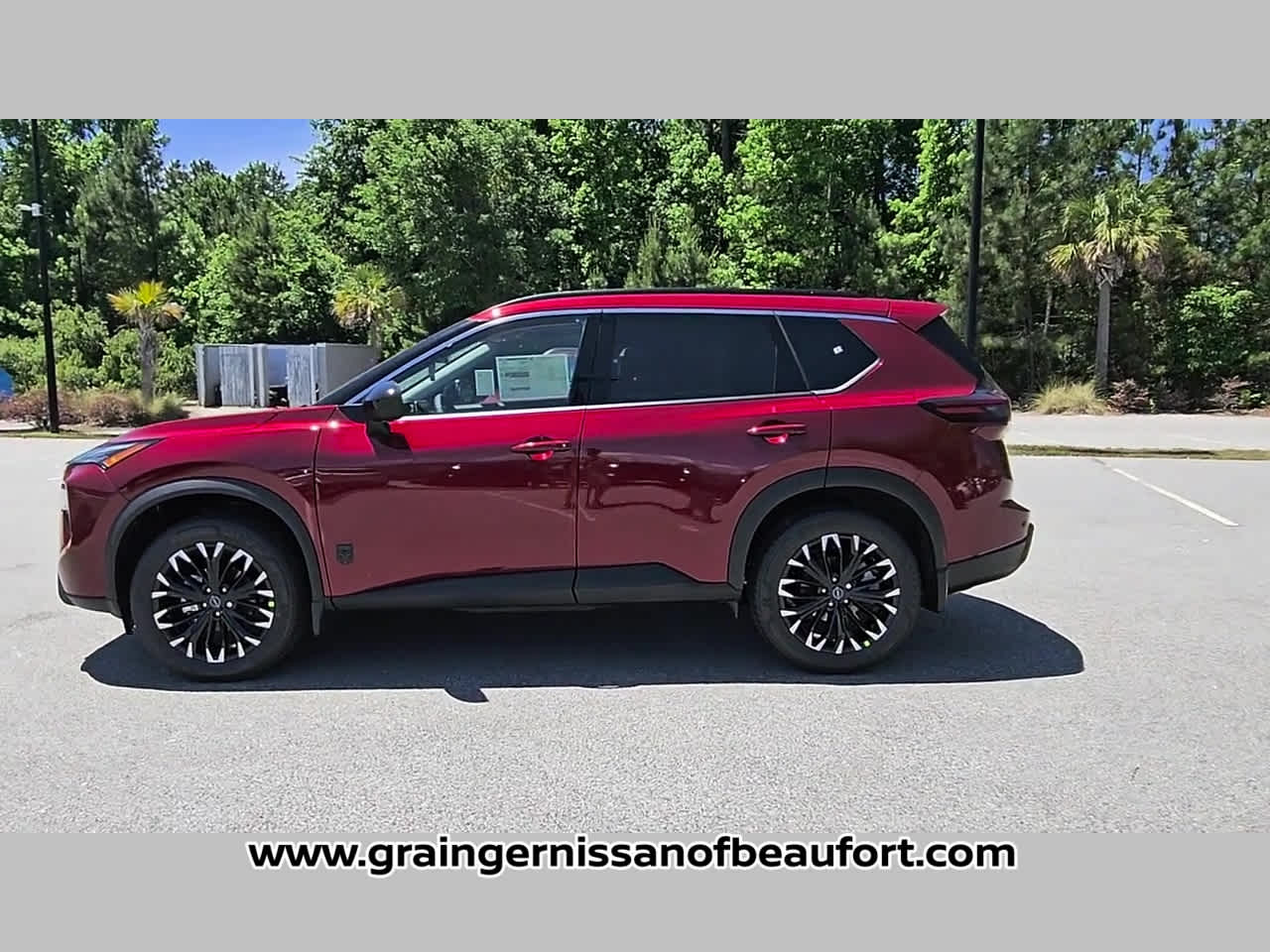 2026 Nissan Rogue Dark Armor