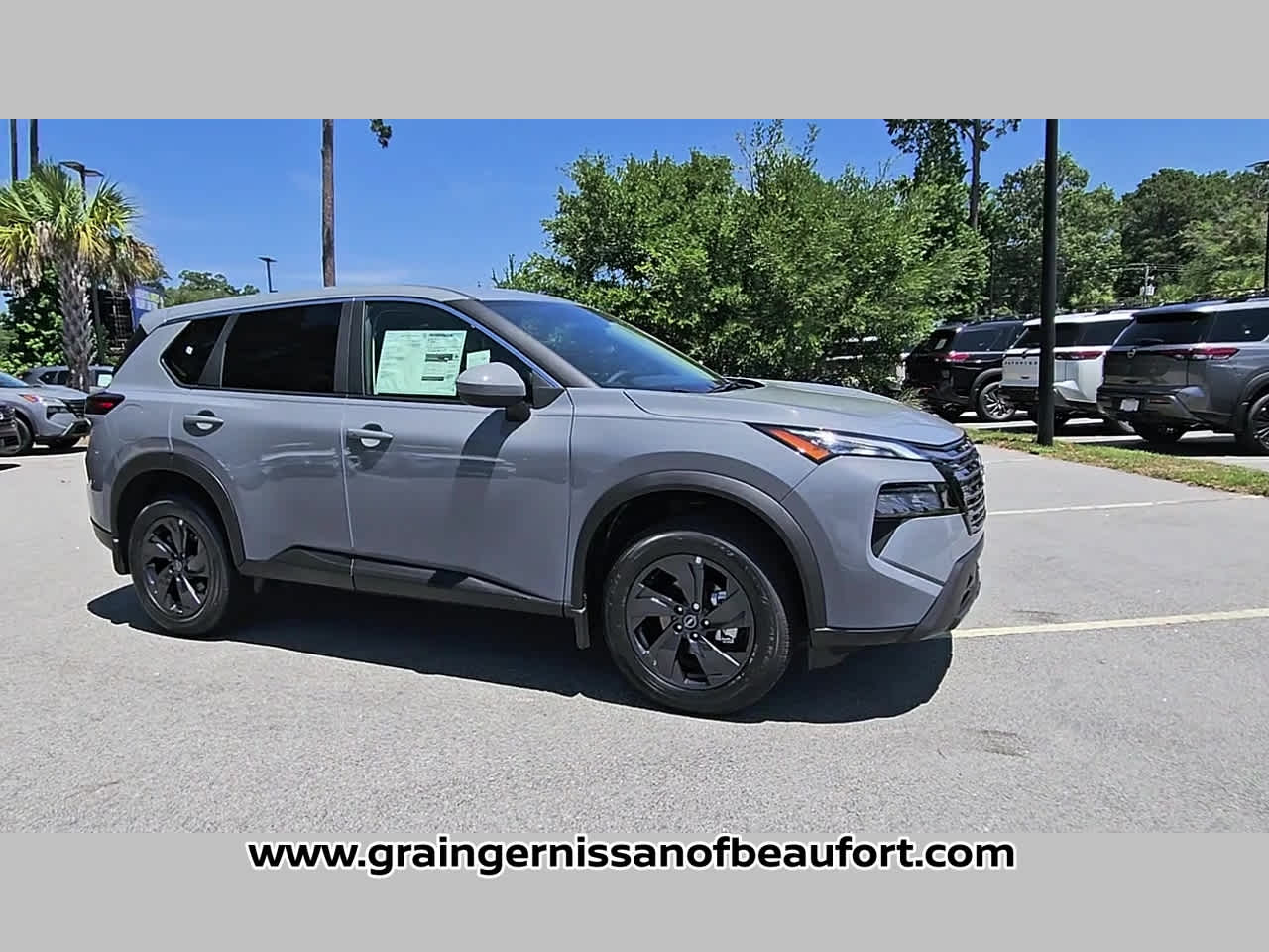2026 Nissan Rogue SV