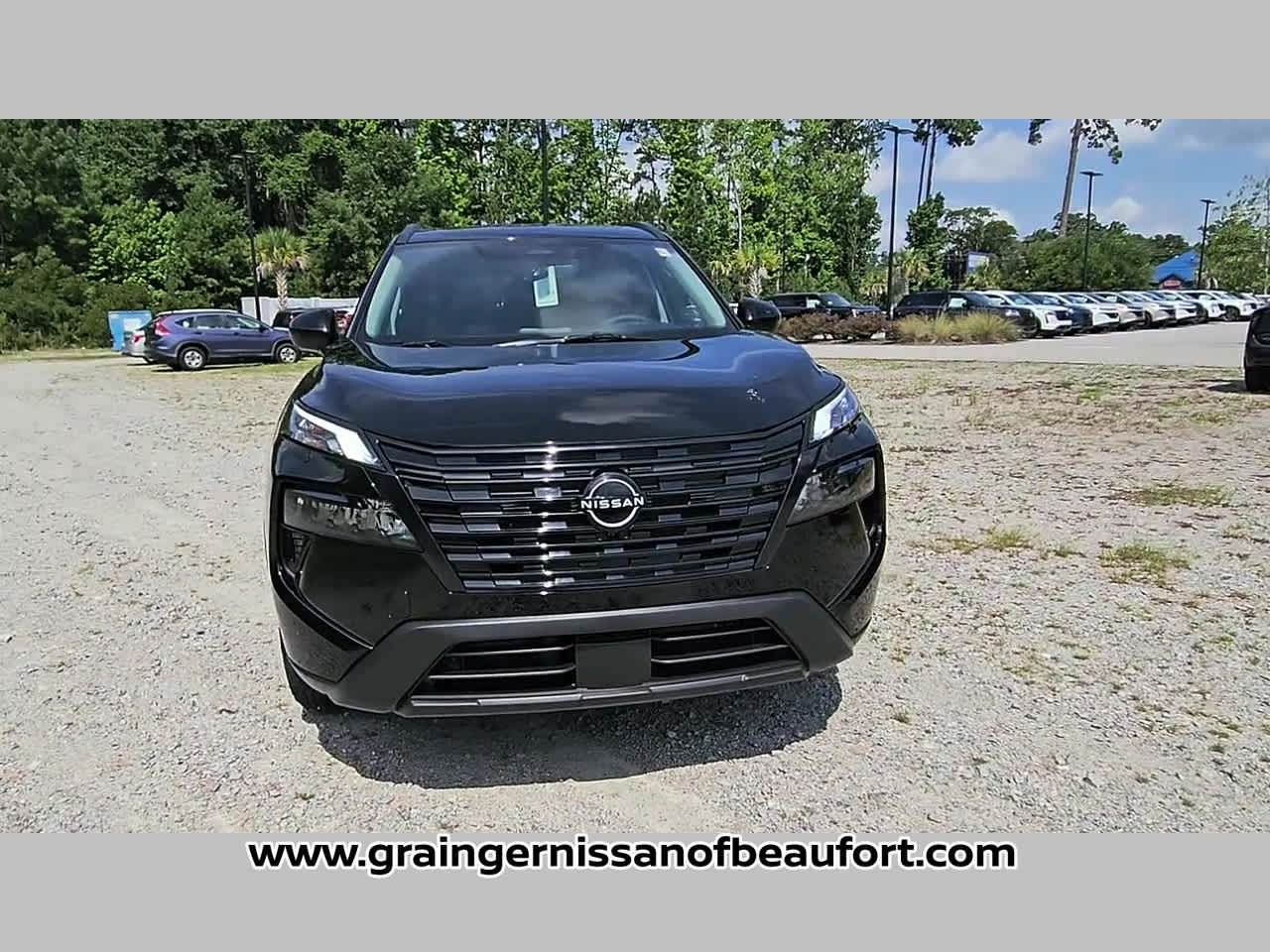 2026 Nissan Rogue Dark Armor
