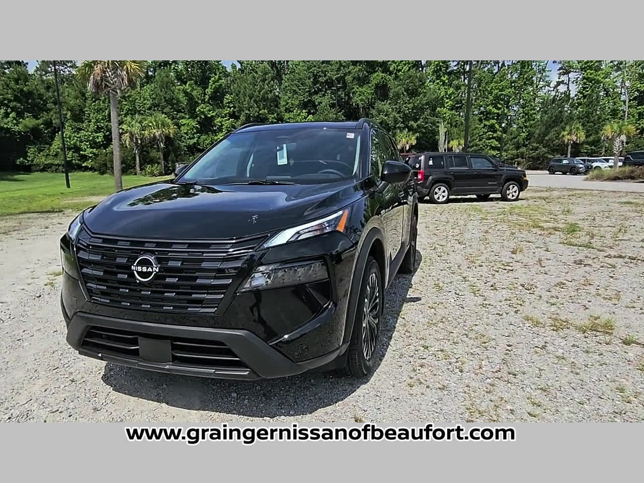 2026 Nissan Rogue Dark Armor