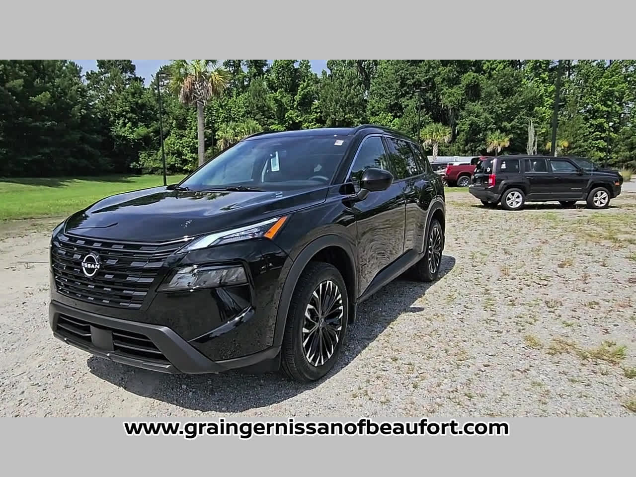2026 Nissan Rogue Dark Armor