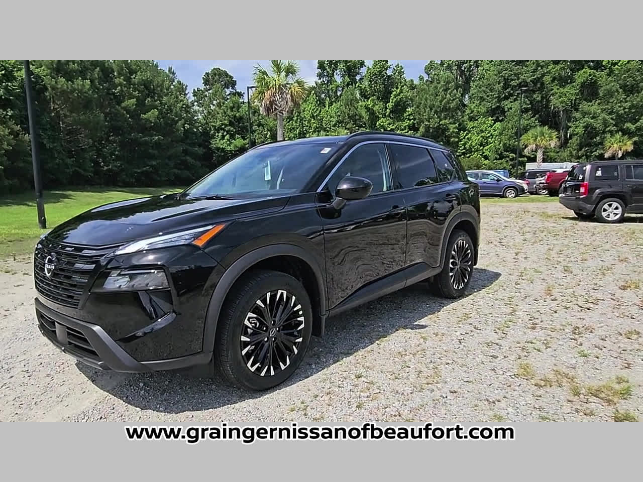2026 Nissan Rogue Dark Armor