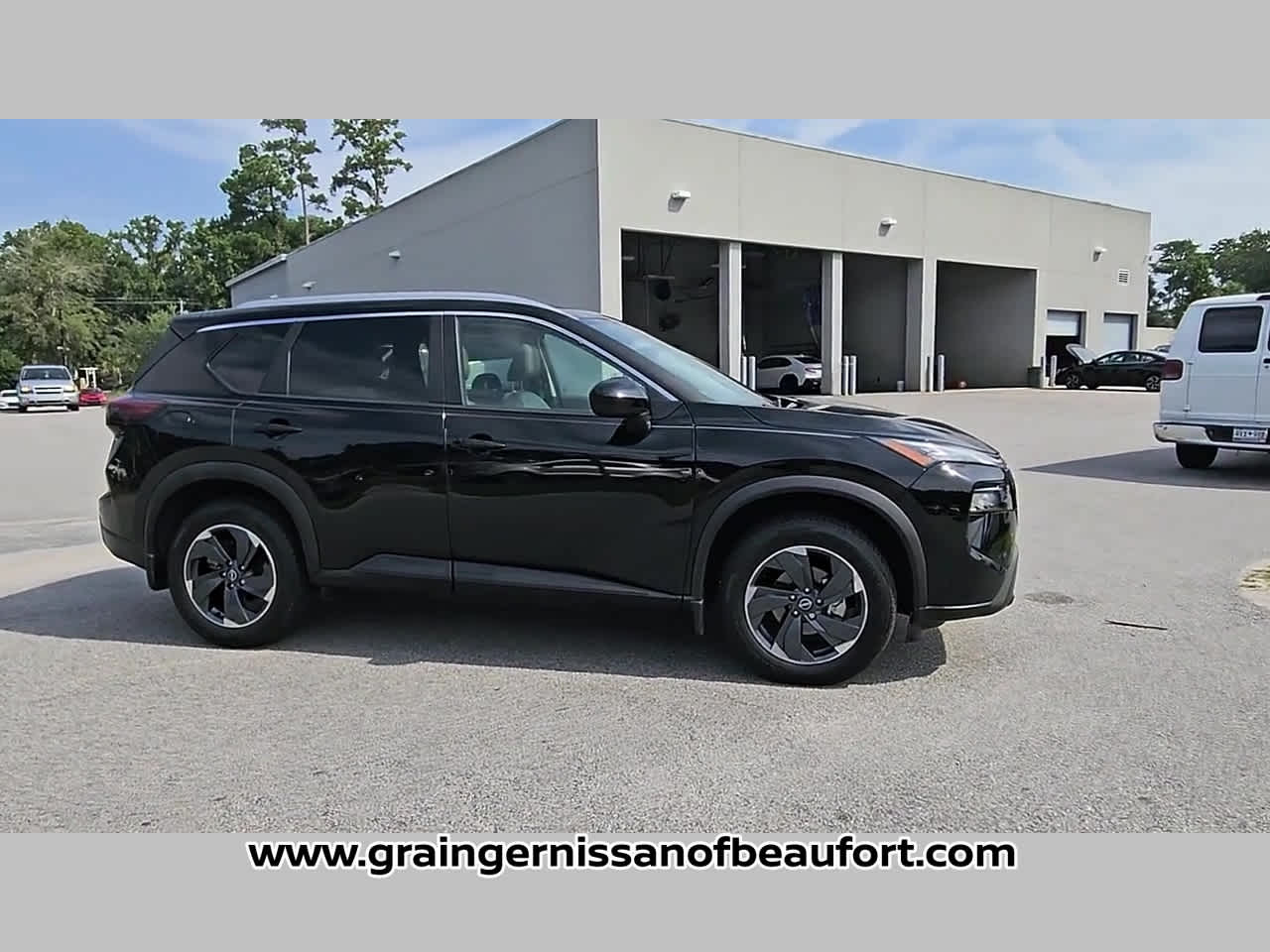 2024 Nissan Rogue SV