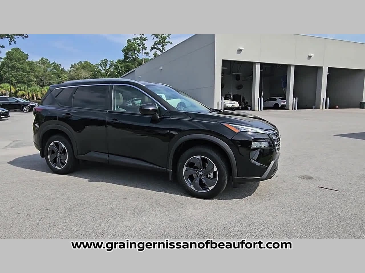 2024 Nissan Rogue SV