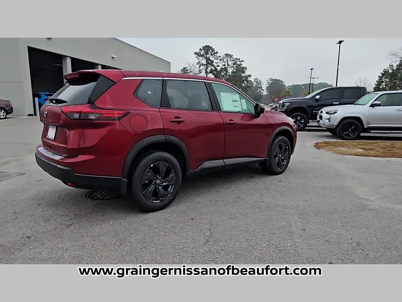 2026 Nissan Rogue SV