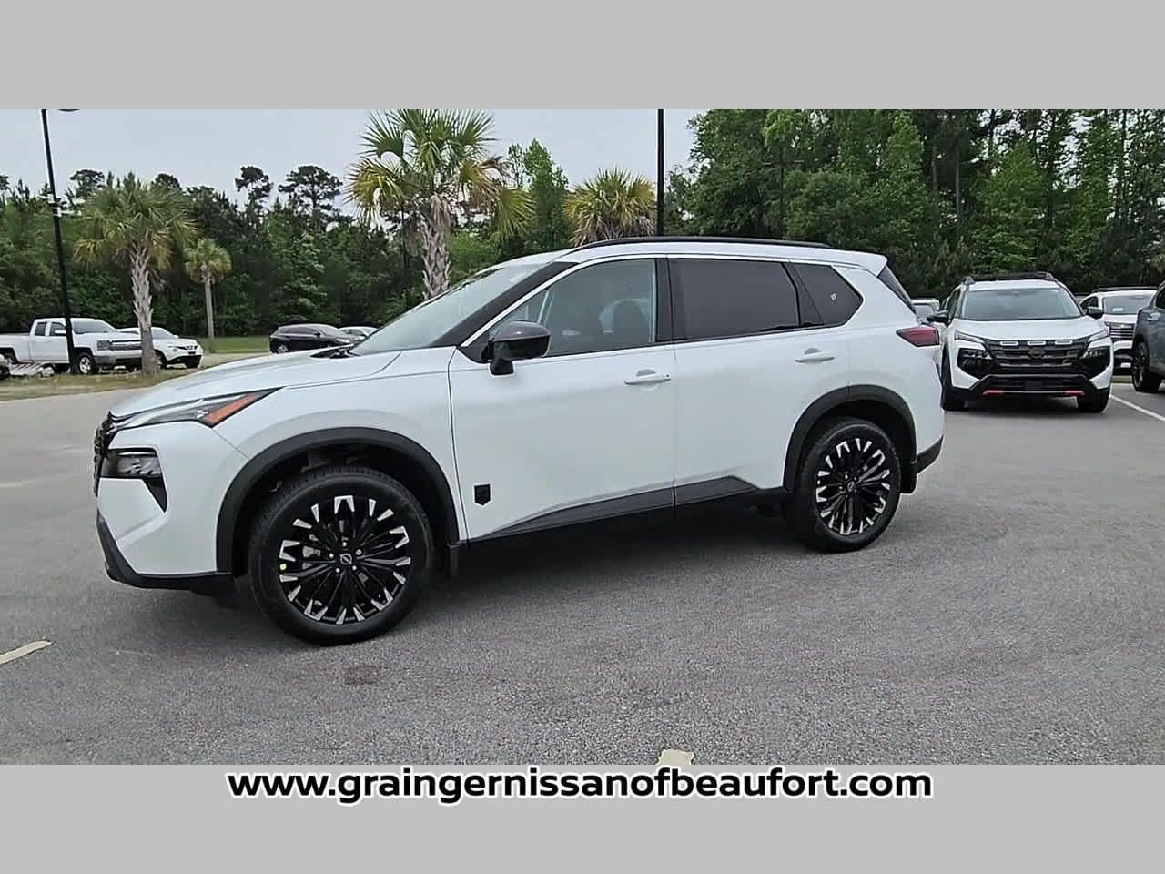 2026 Nissan Rogue Dark Armor