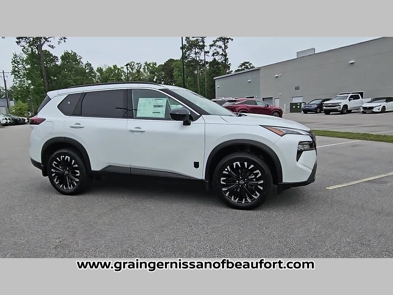 2026 Nissan Rogue Dark Armor