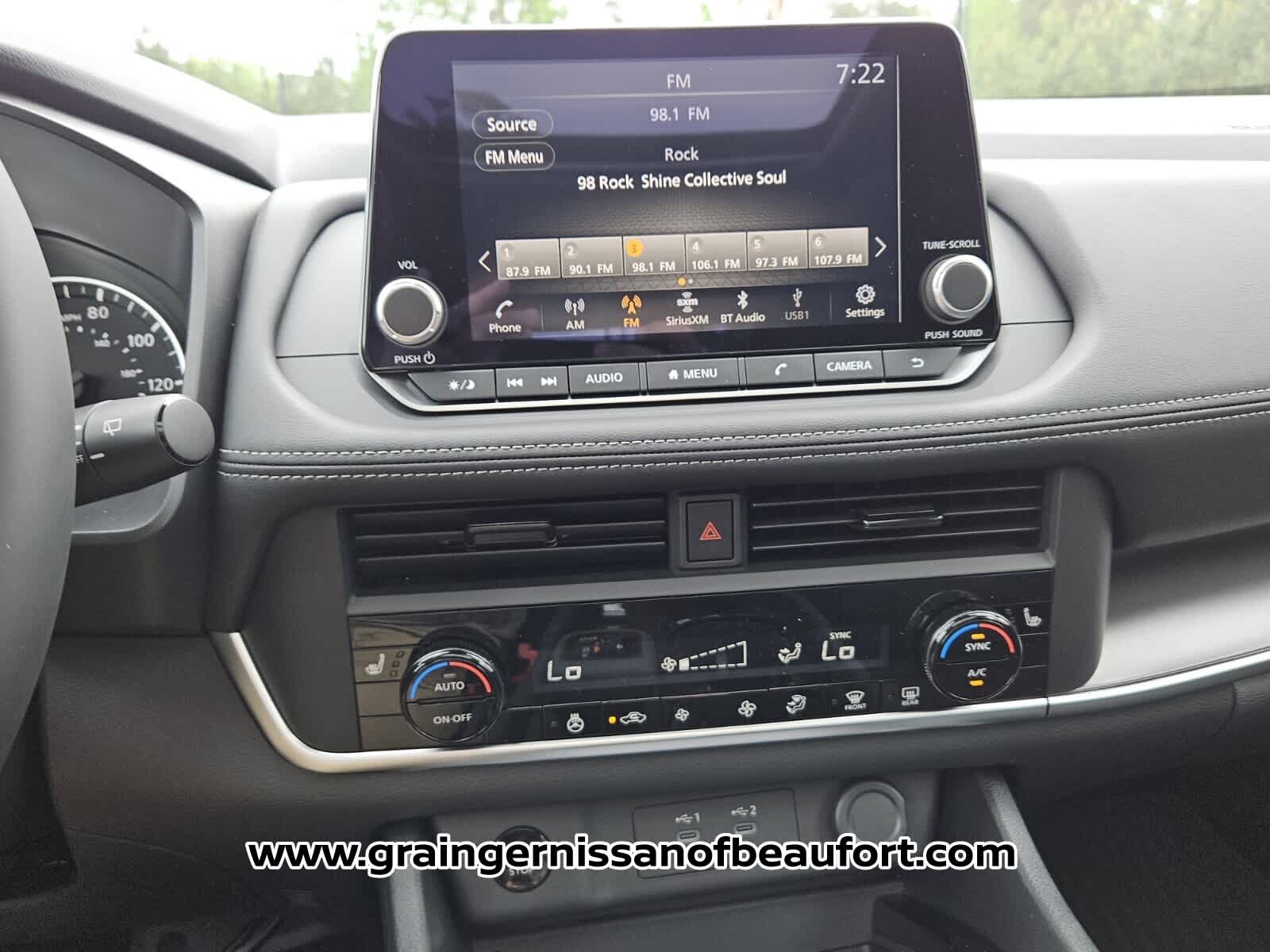 2026 Nissan Rogue Dark Armor