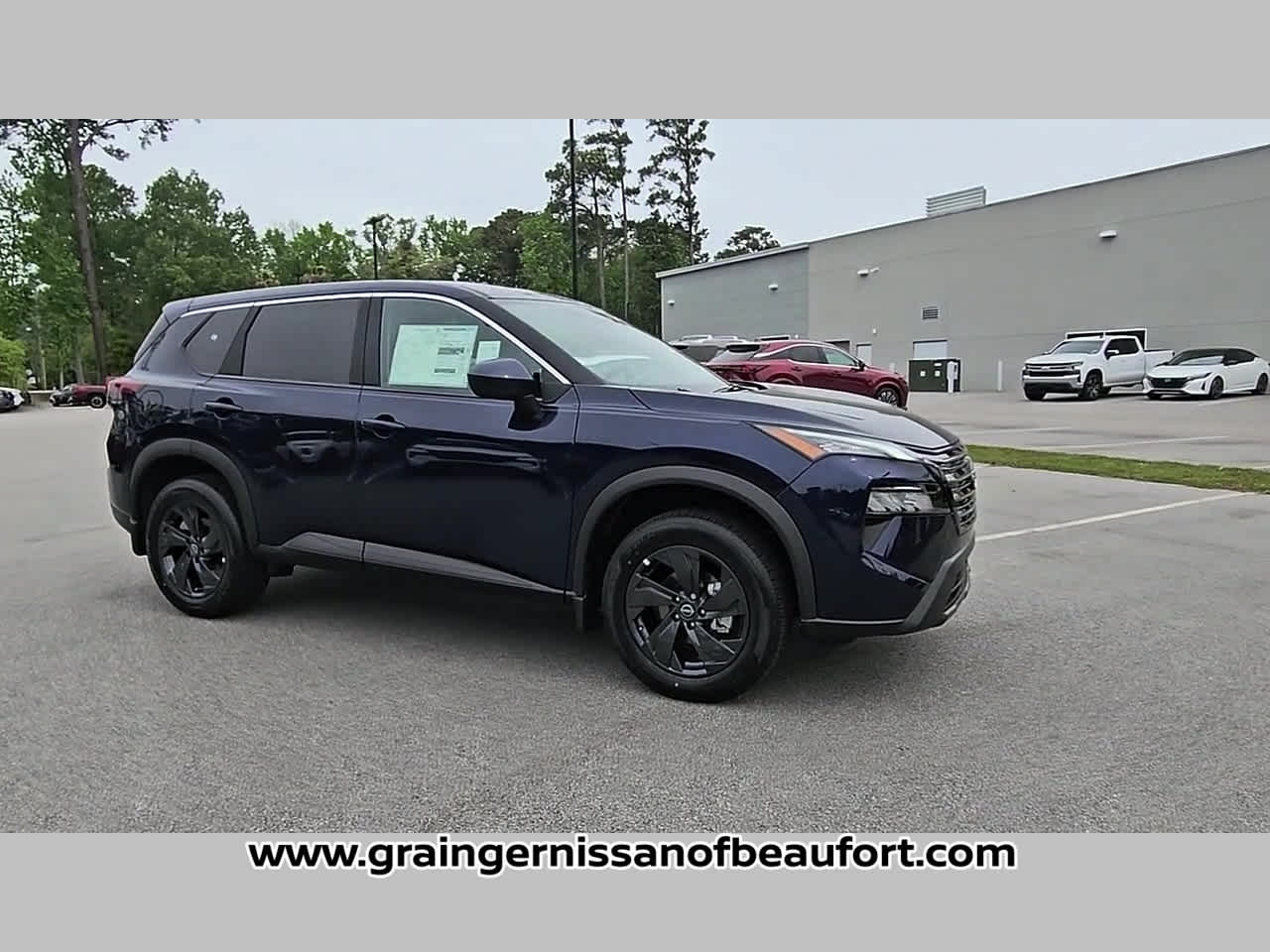 2026 Nissan Rogue SV