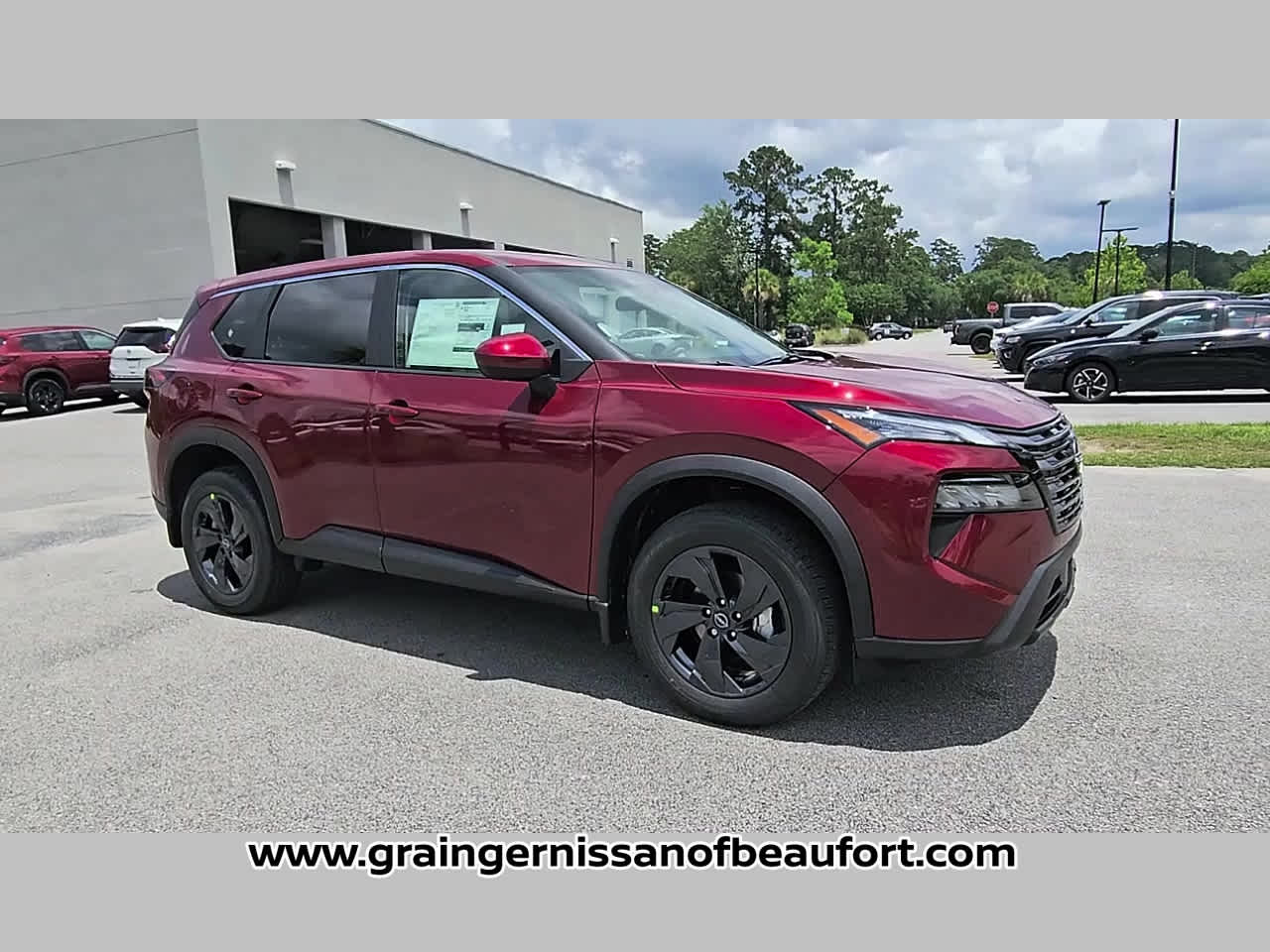 2026 Nissan Rogue SV