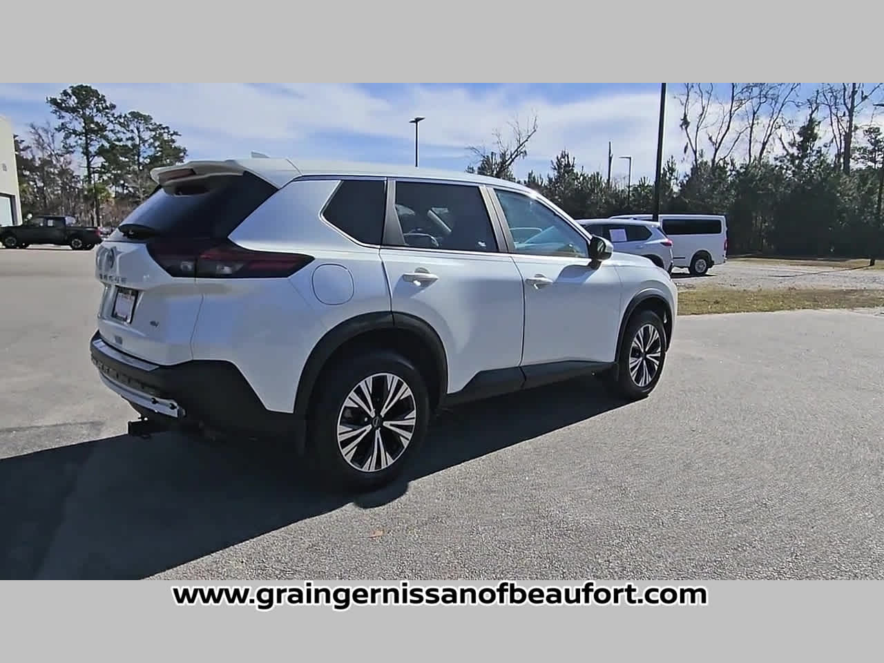 2023 Nissan Rogue SV