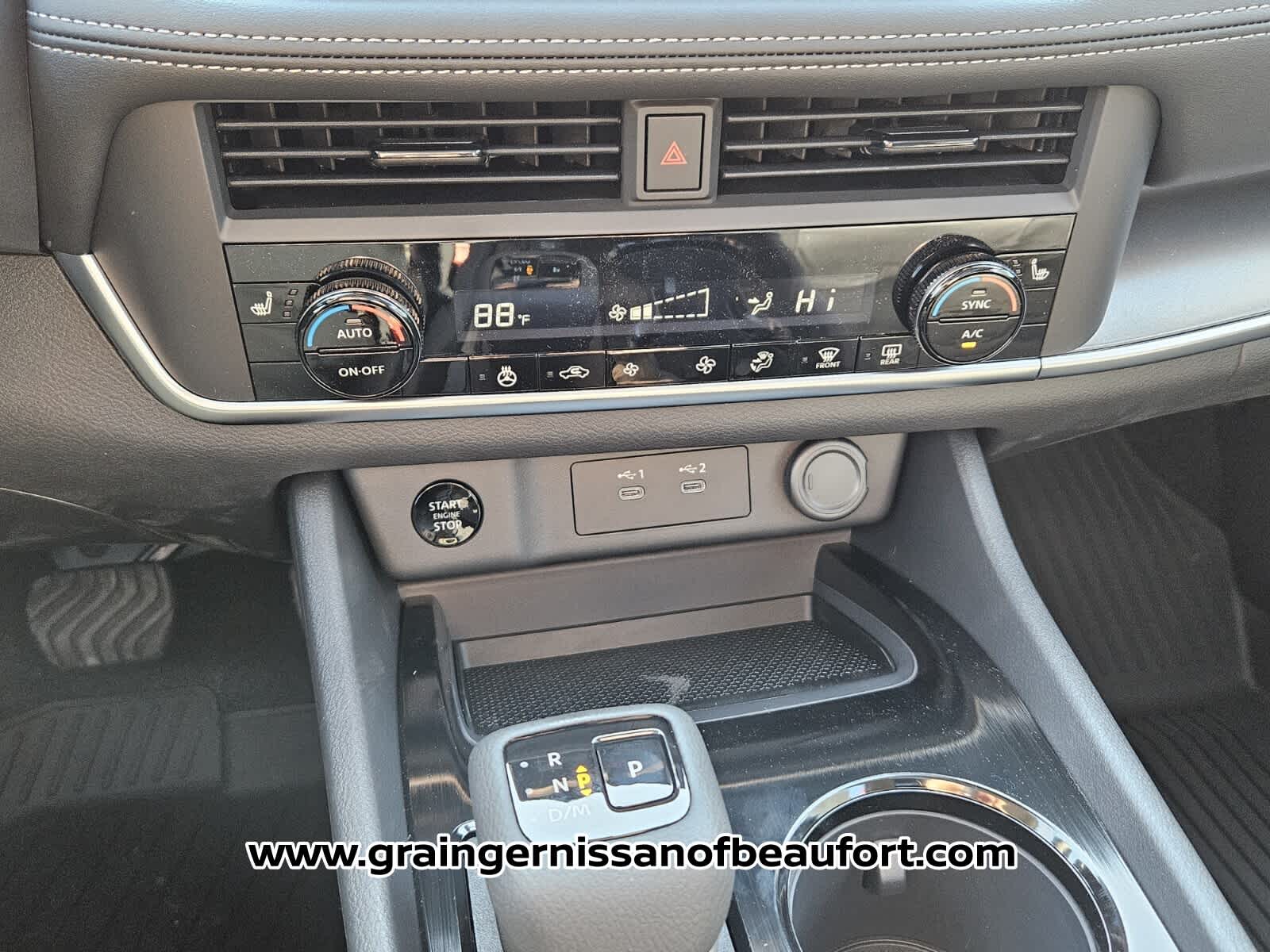 2026 Nissan Rogue Dark Armor