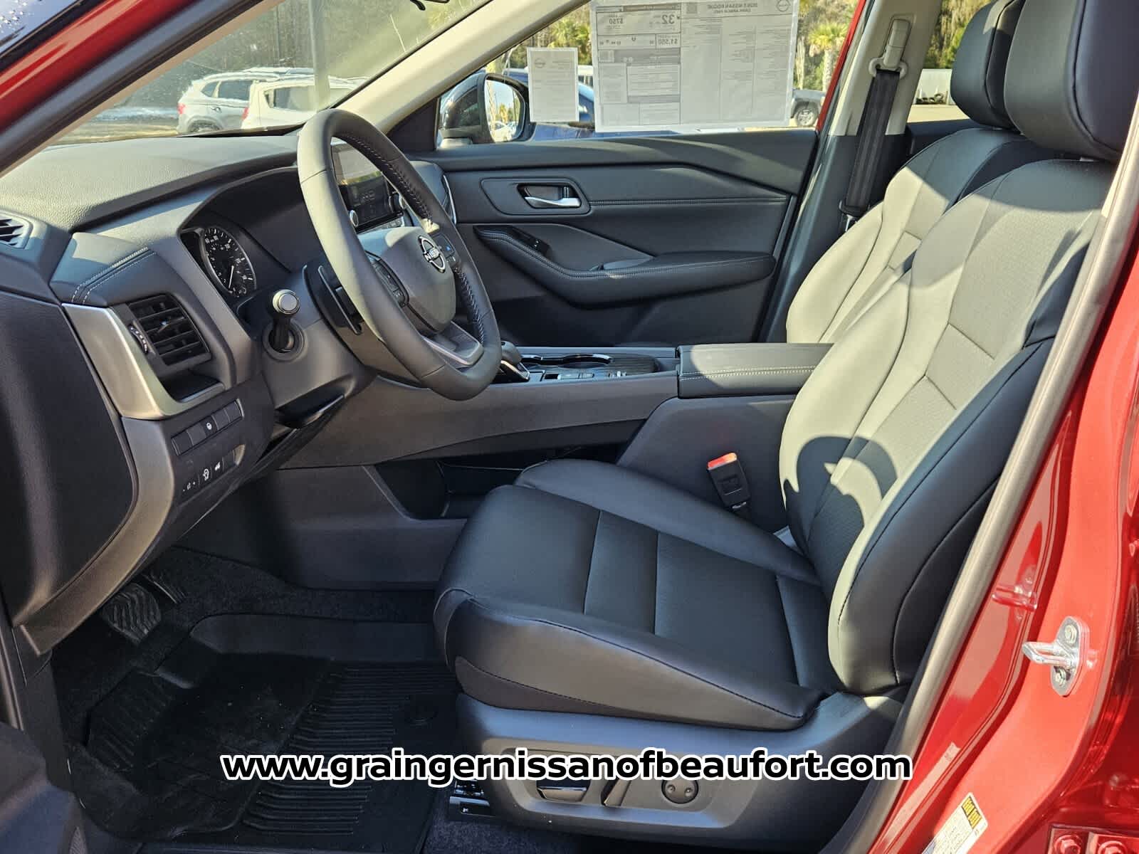 2026 Nissan Rogue Dark Armor