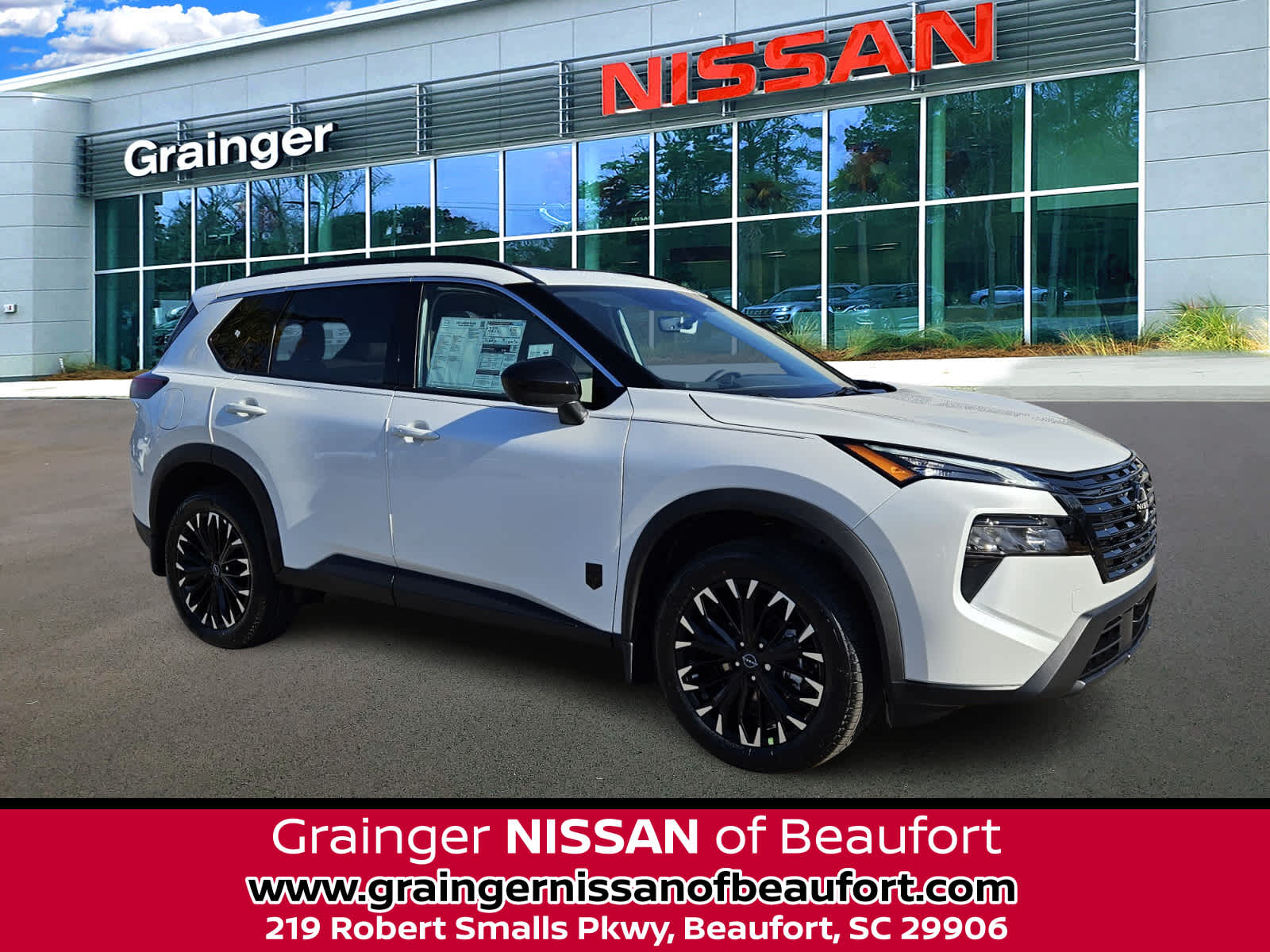 2026 Nissan Rogue Dark Armor