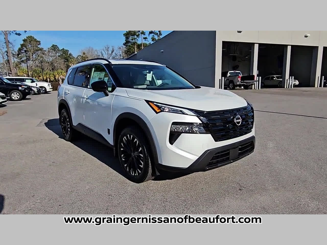 2026 Nissan Rogue Dark Armor