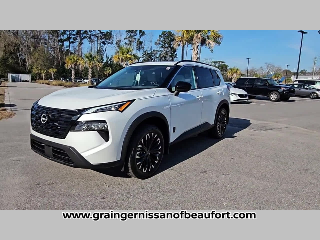 2026 Nissan Rogue Dark Armor