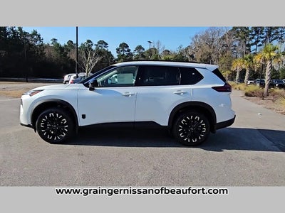 2026 Nissan Rogue Dark Armor