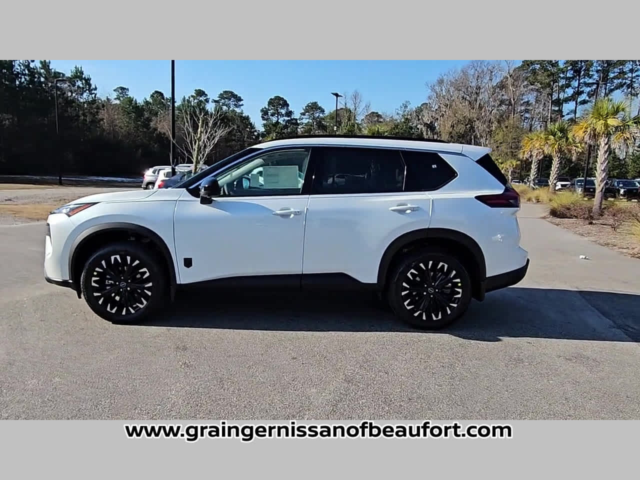 2026 Nissan Rogue Dark Armor