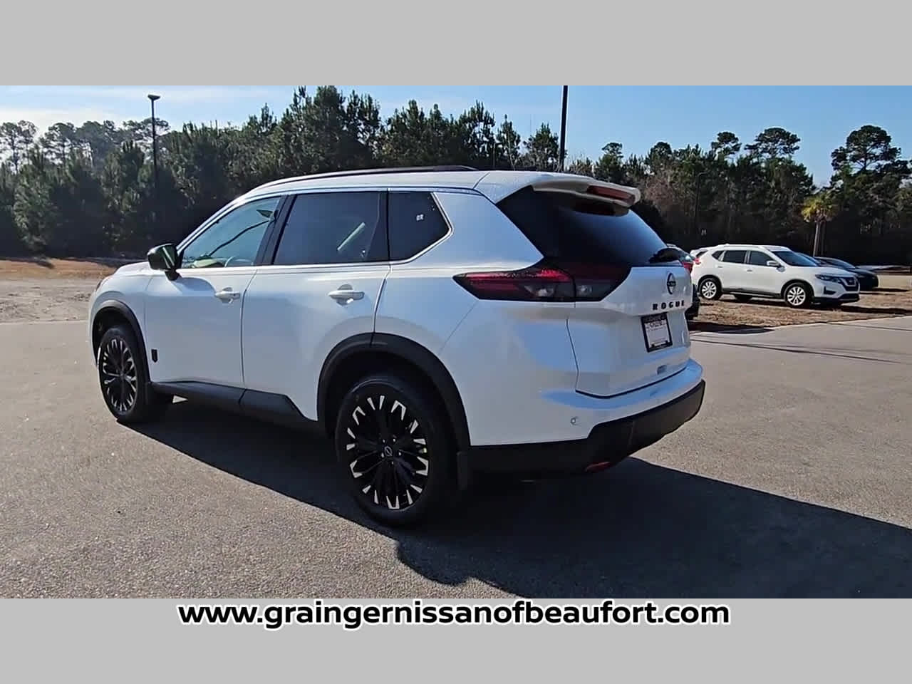 2026 Nissan Rogue Dark Armor
