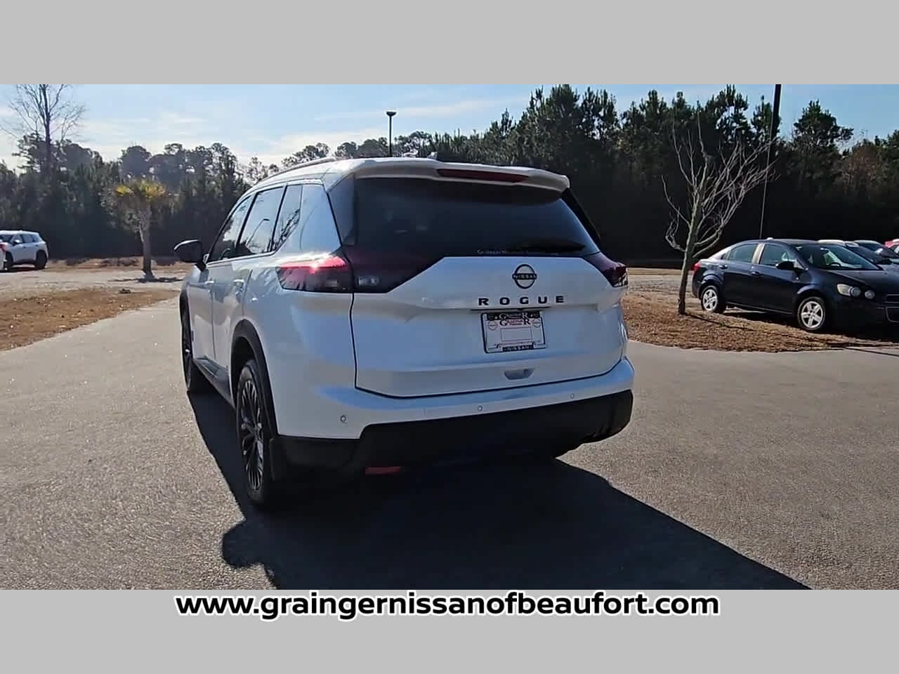 2026 Nissan Rogue Dark Armor