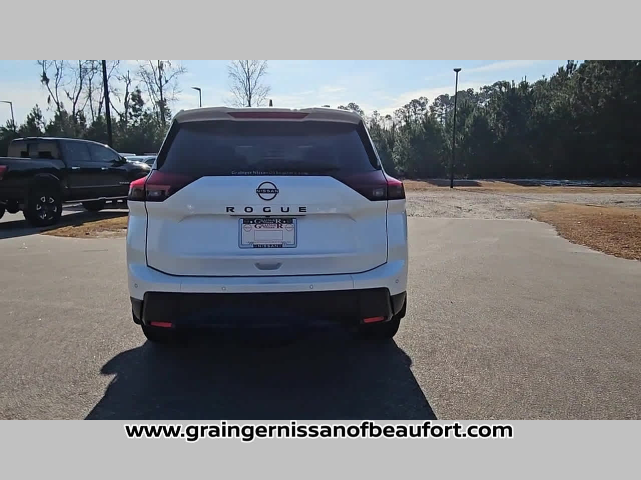 2026 Nissan Rogue Dark Armor