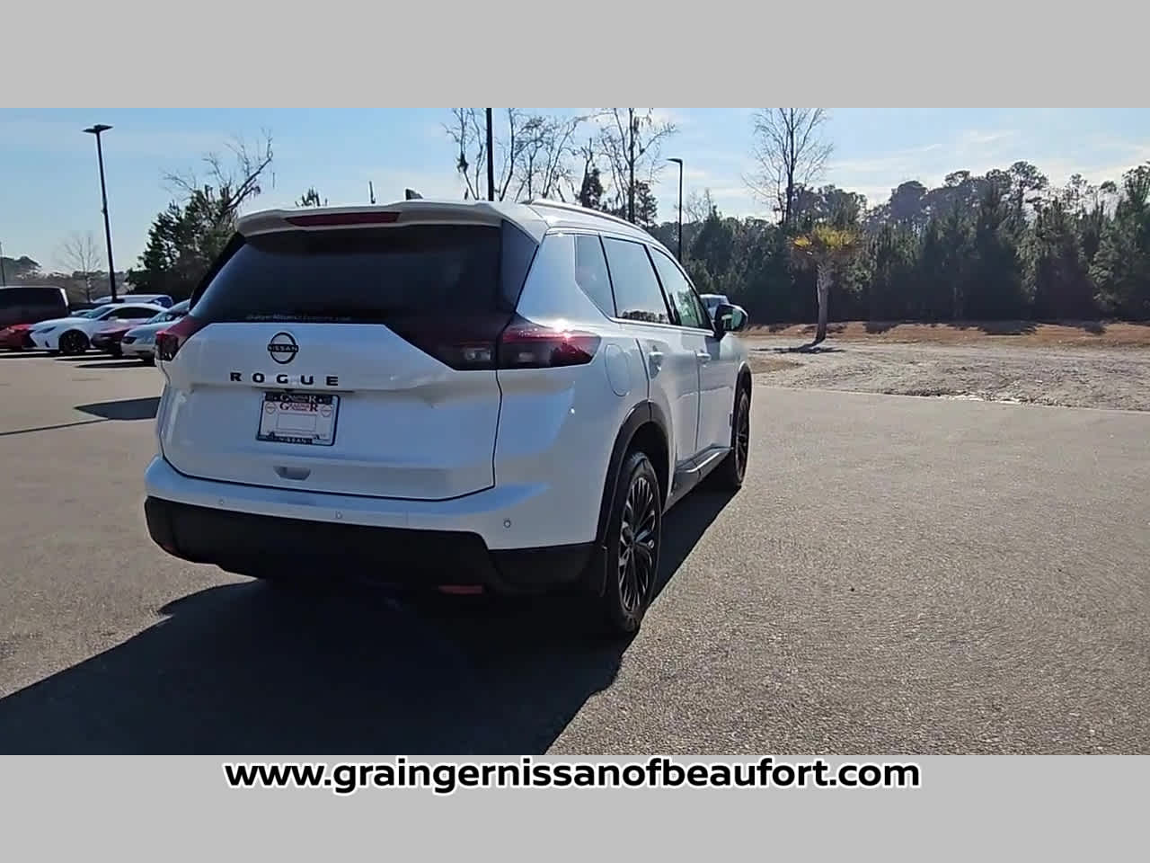 2026 Nissan Rogue Dark Armor