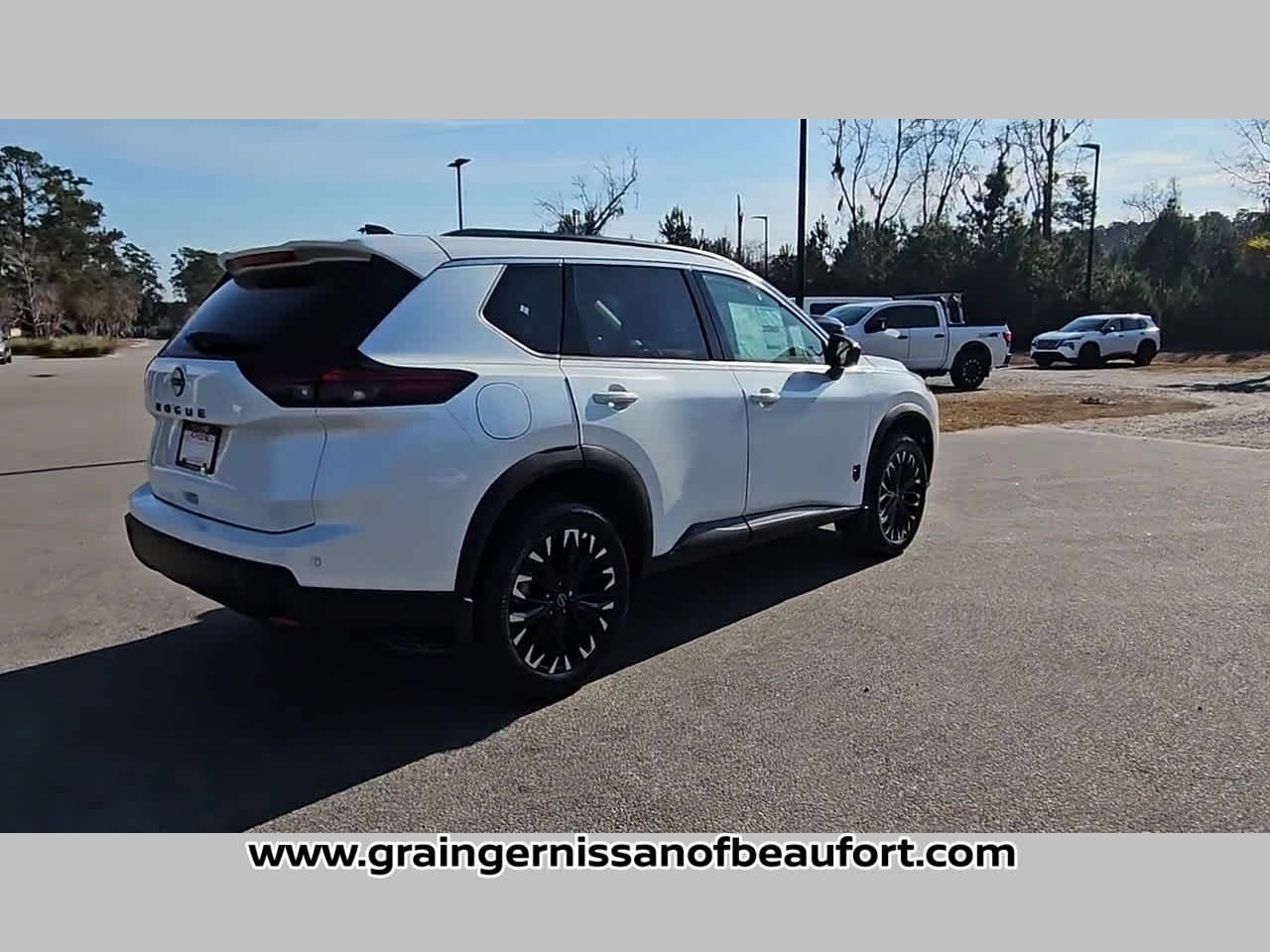 2026 Nissan Rogue Dark Armor