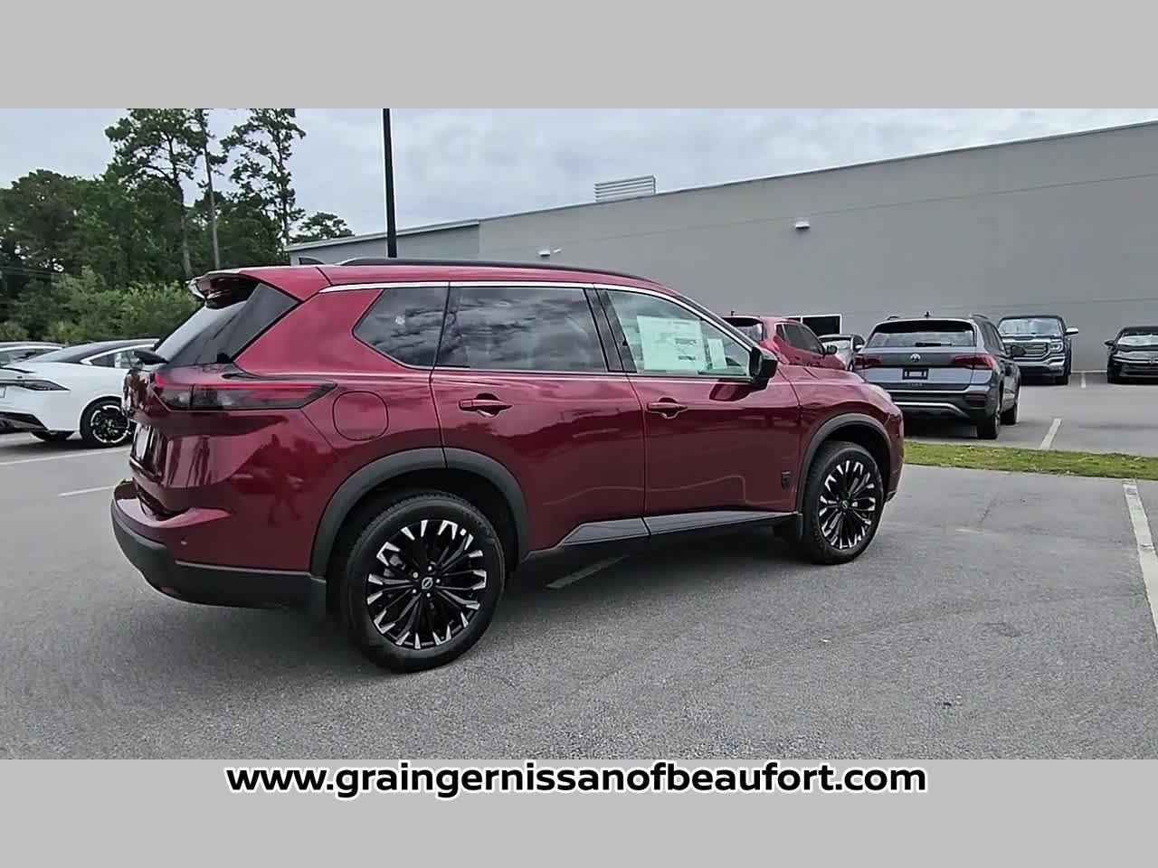 2026 Nissan Rogue Dark Armor