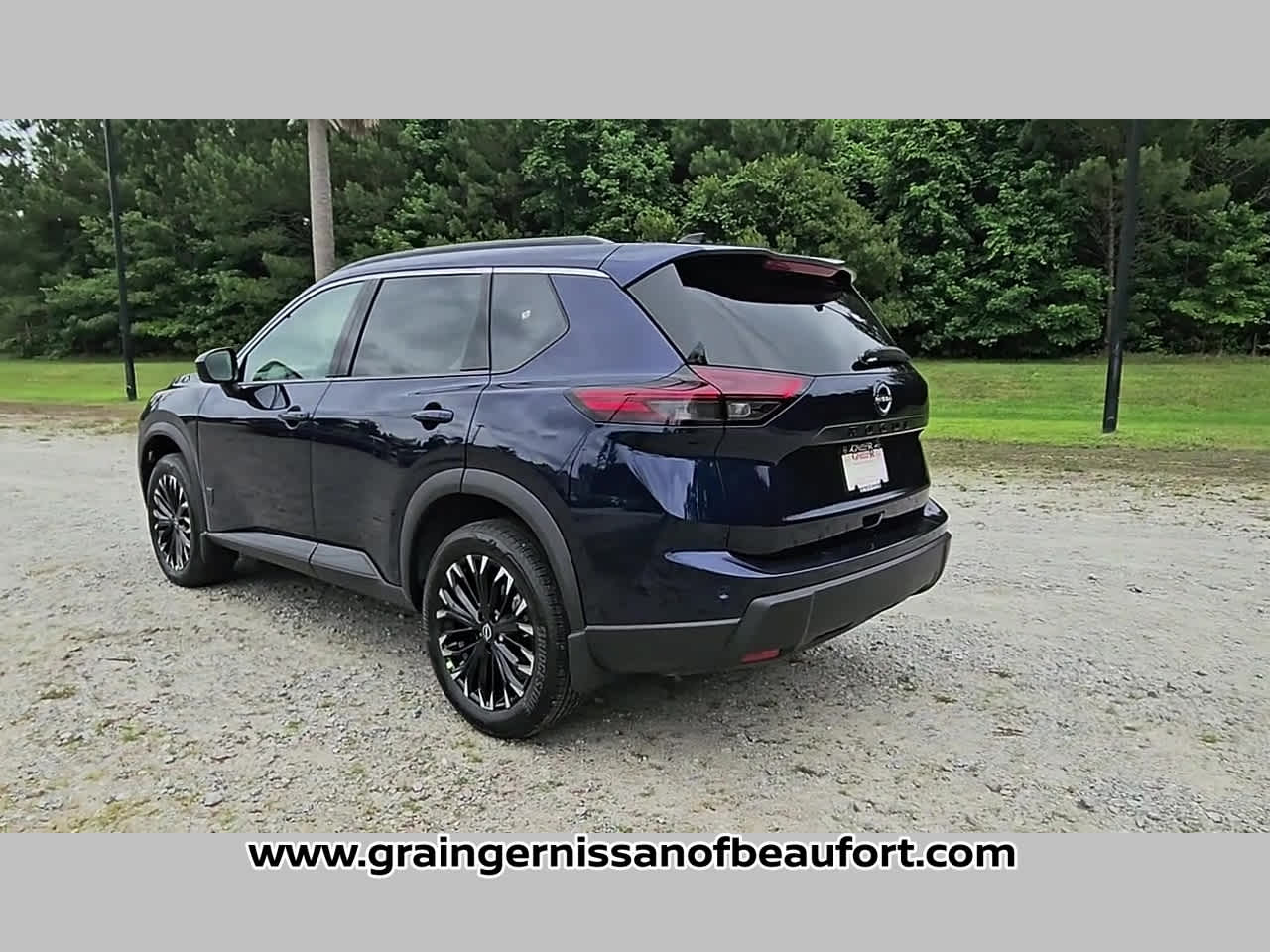 2026 Nissan Rogue Dark Armor