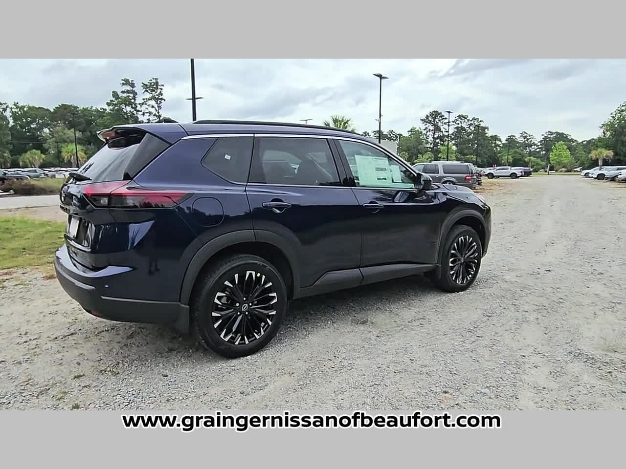 2026 Nissan Rogue Dark Armor