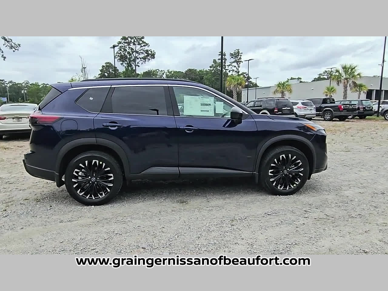 2026 Nissan Rogue Dark Armor