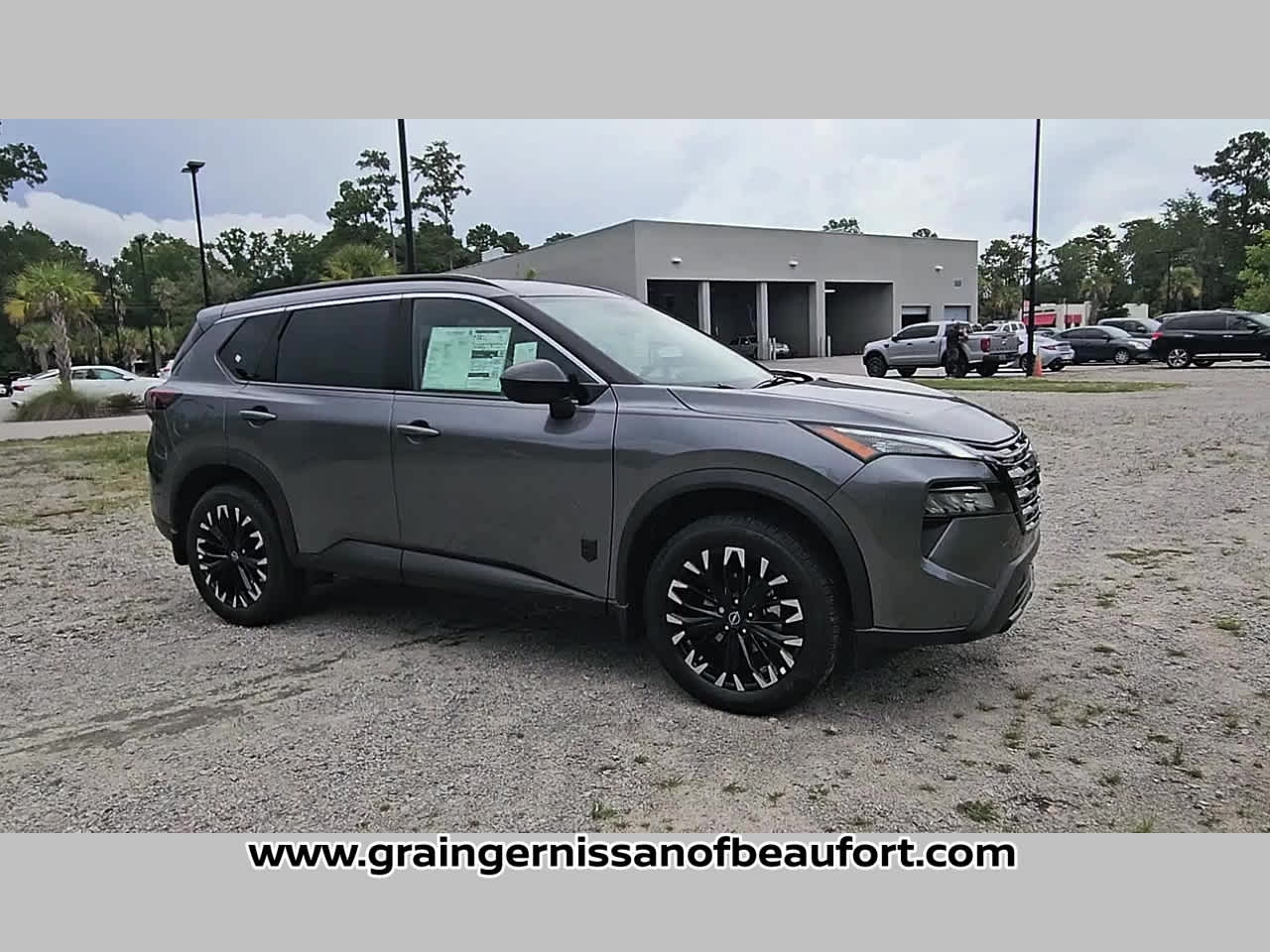 2026 Nissan Rogue Dark Armor