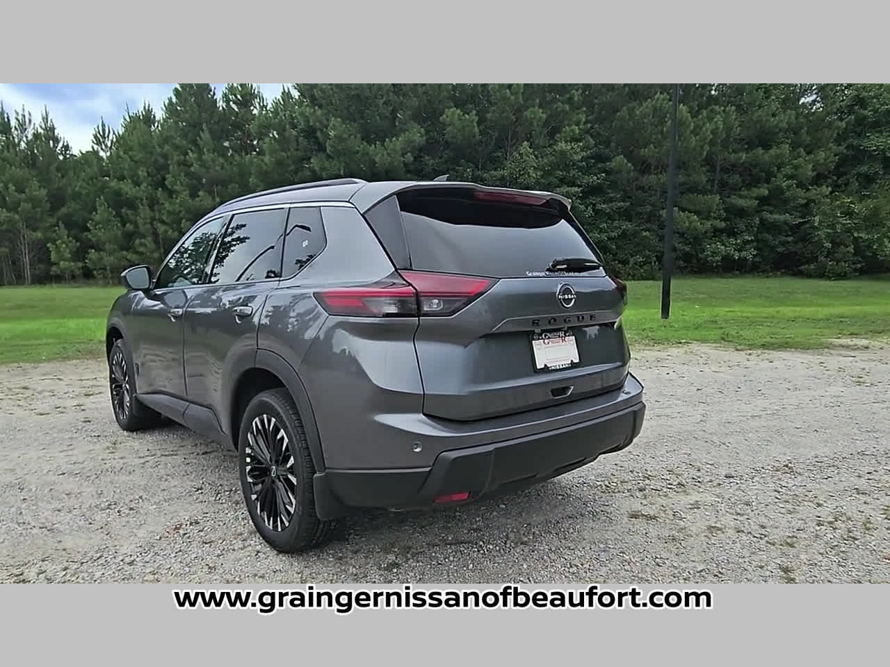 2026 Nissan Rogue Dark Armor