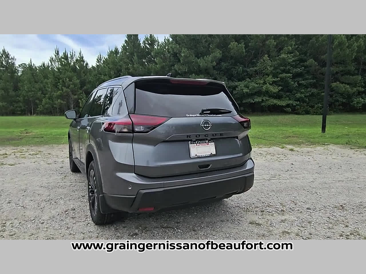 2026 Nissan Rogue Dark Armor