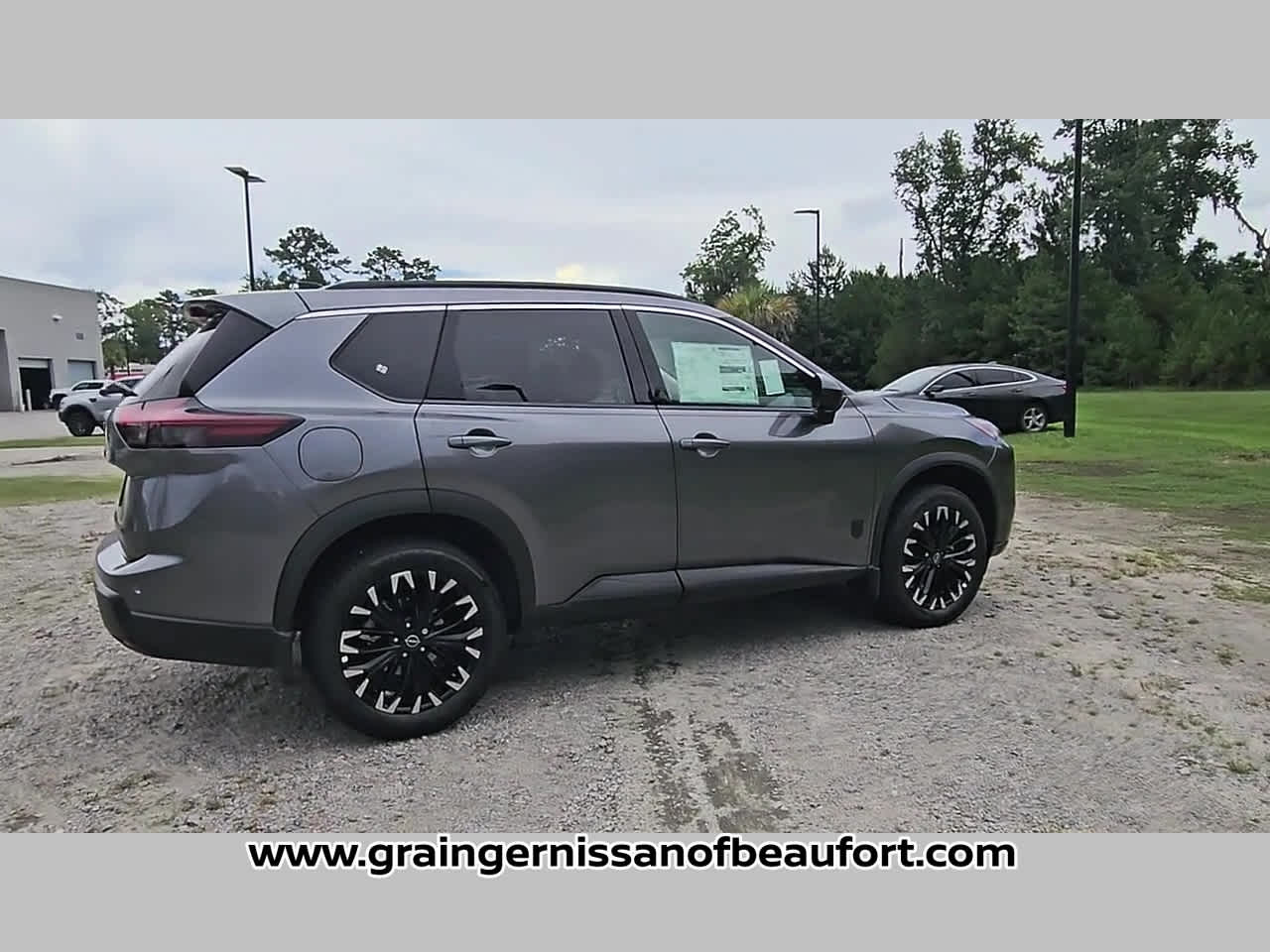 2026 Nissan Rogue Dark Armor