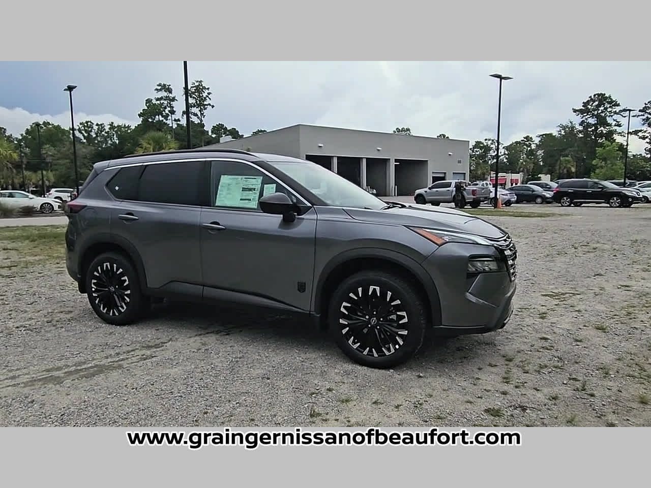 2026 Nissan Rogue Dark Armor