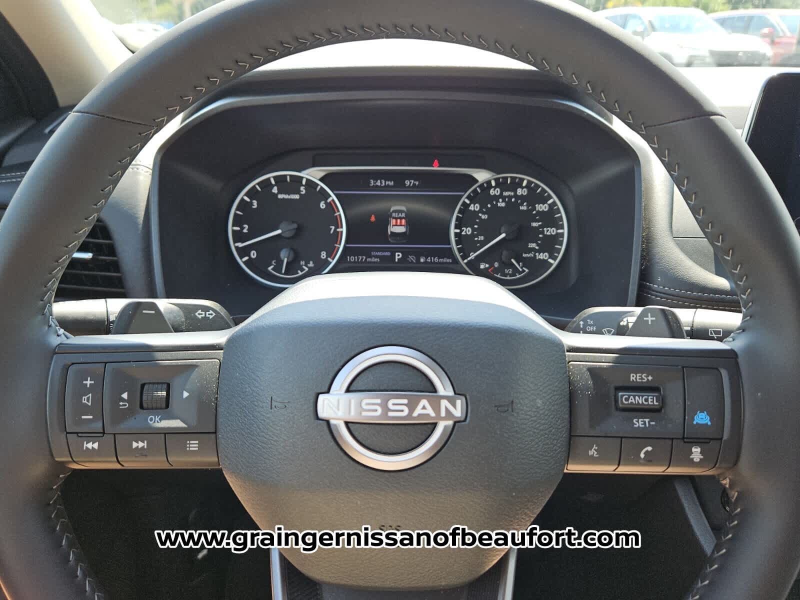 2025 Nissan Rogue SV