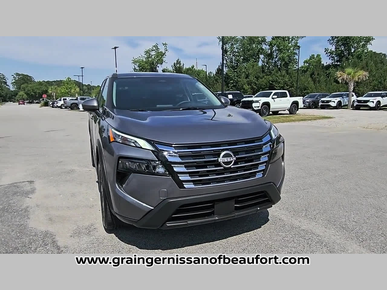 2025 Nissan Rogue SV