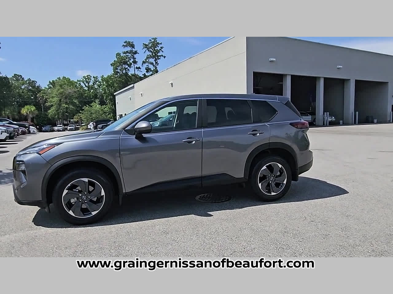 2025 Nissan Rogue SV